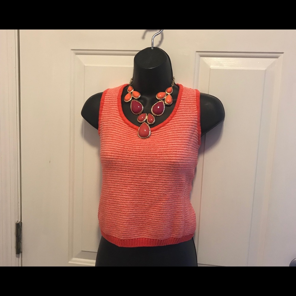 St. John Sport by Marie Gray 👚